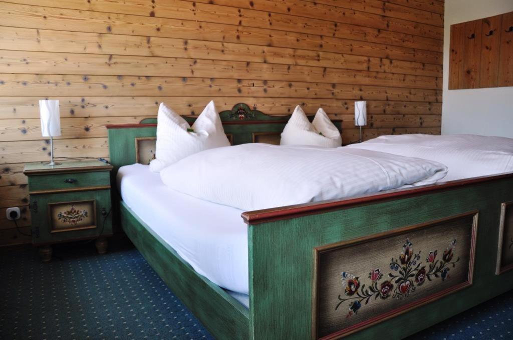 Standard Double Room,1044718786:JPEG