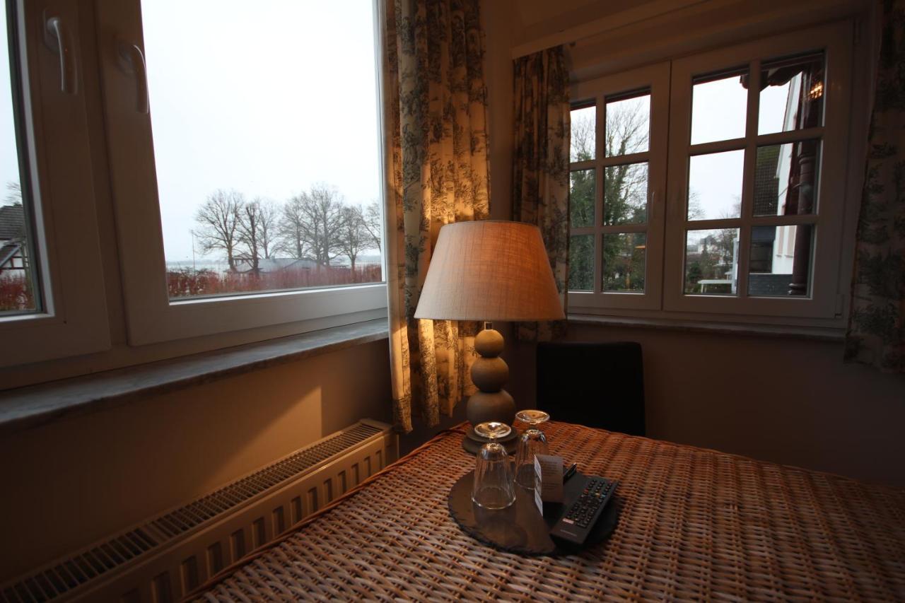 Deluxe Double Room with Sea View,1076802391:JPEG