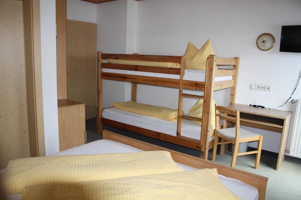 Großes Doppelzimmer