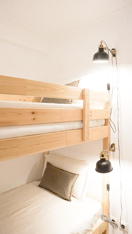 Bunk-Bed Room with Shared Bathroom,1104386370:JPEG