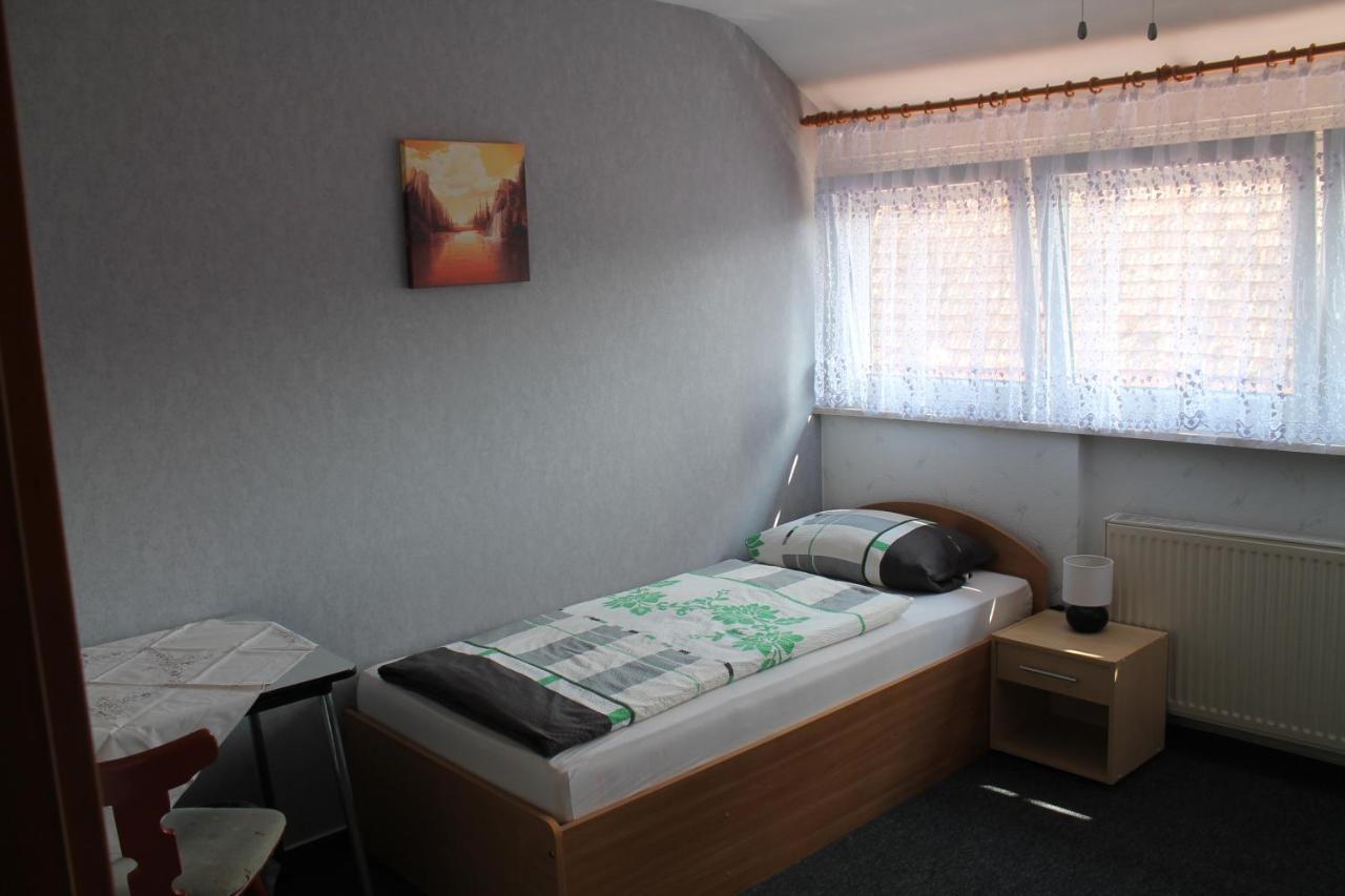 Single Room,1113346806:JPEG