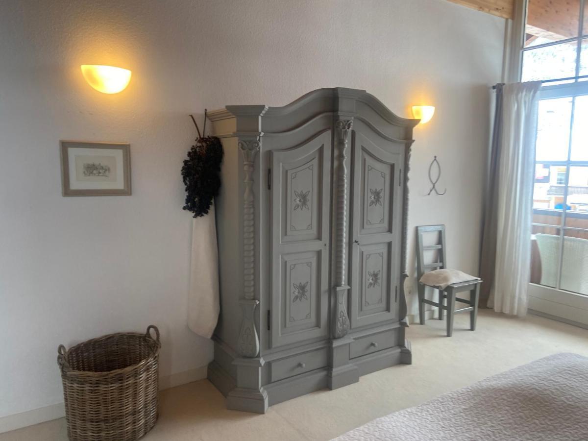 Two-Bedroom Apartment,1129063923:JPEG