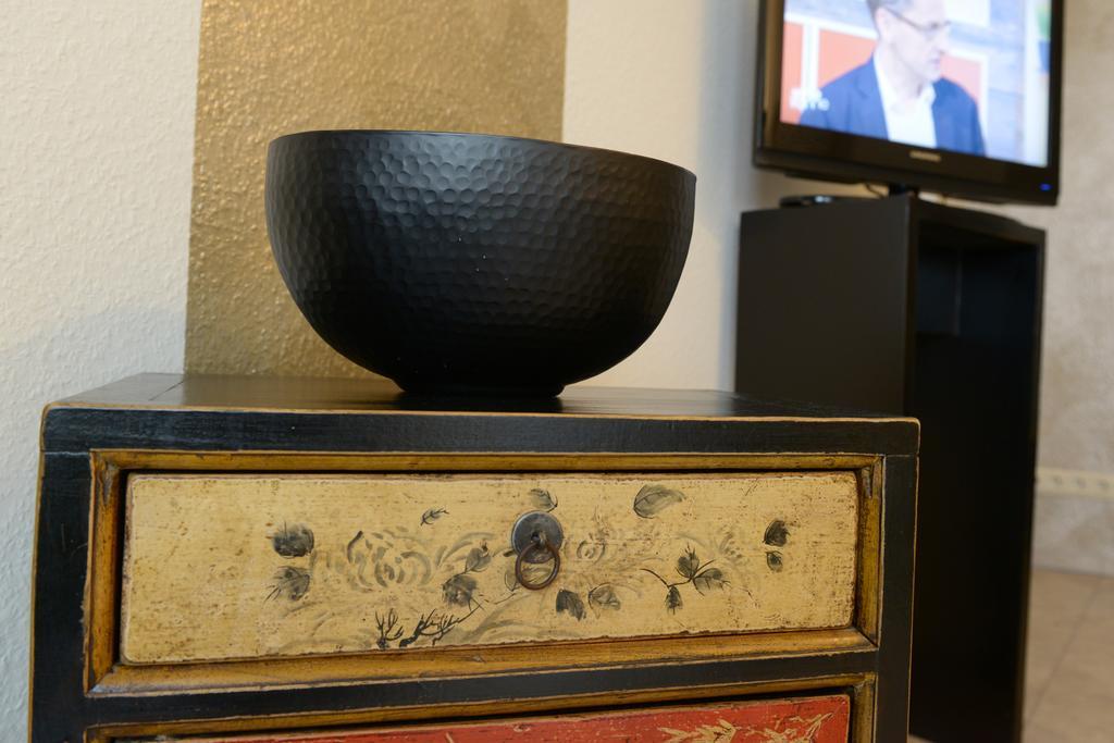 Single Room,115493045:JPEG