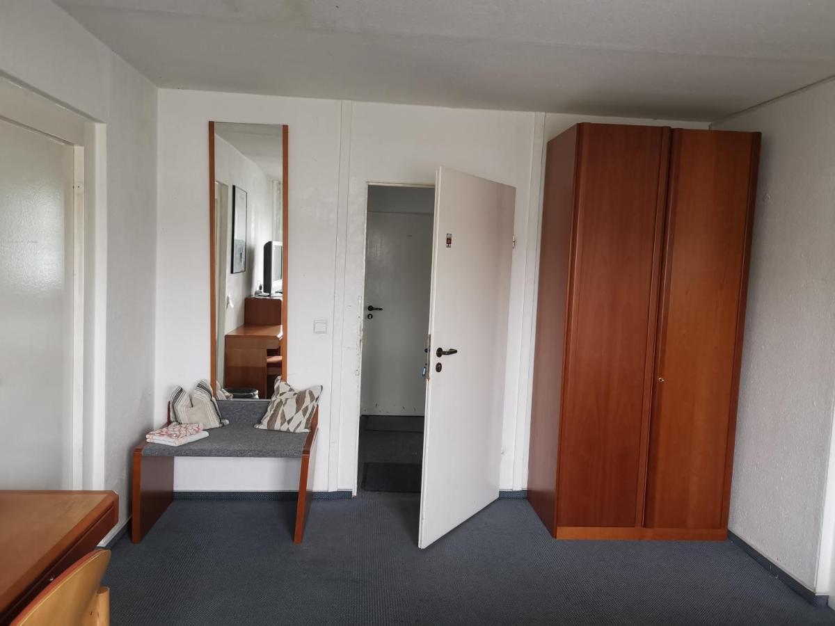 Zweibettzimmer mit Gemeinschaftsbad