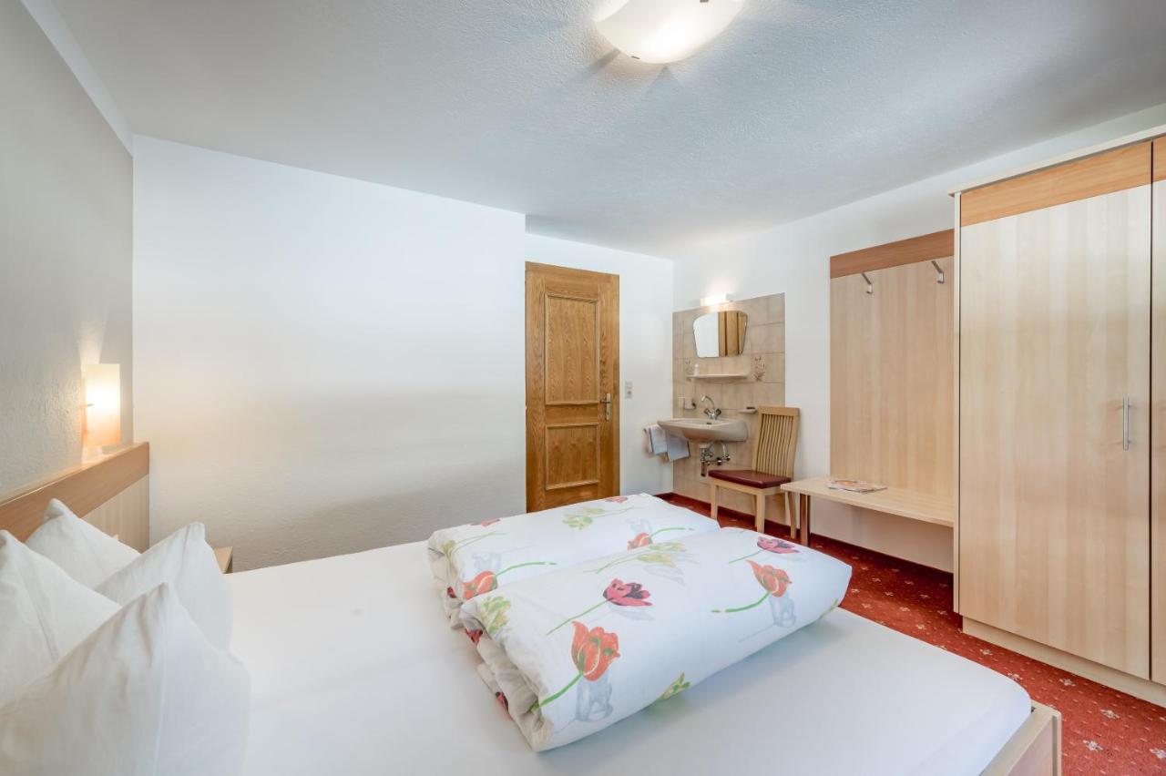 Two-Bedroom Apartment with Balcony,1179857518:JPEG