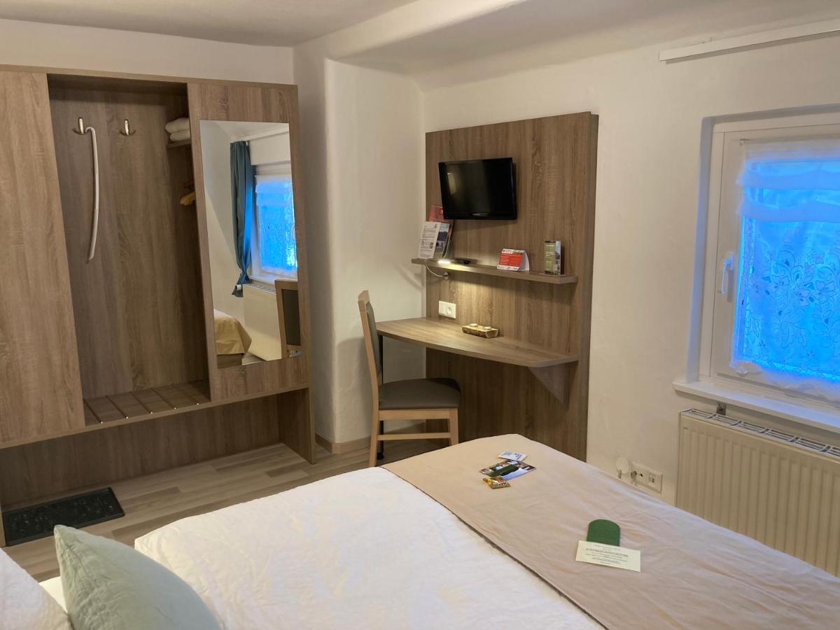 Single Room,1181354506:JPEG