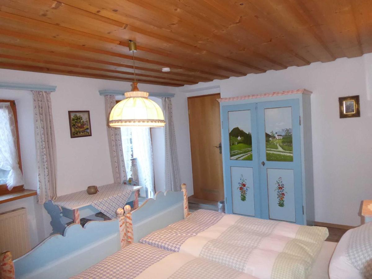 Doppelzimmer mit Balkon