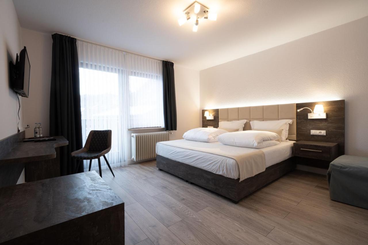 Double Room with Balcony,1196968684:JPEG