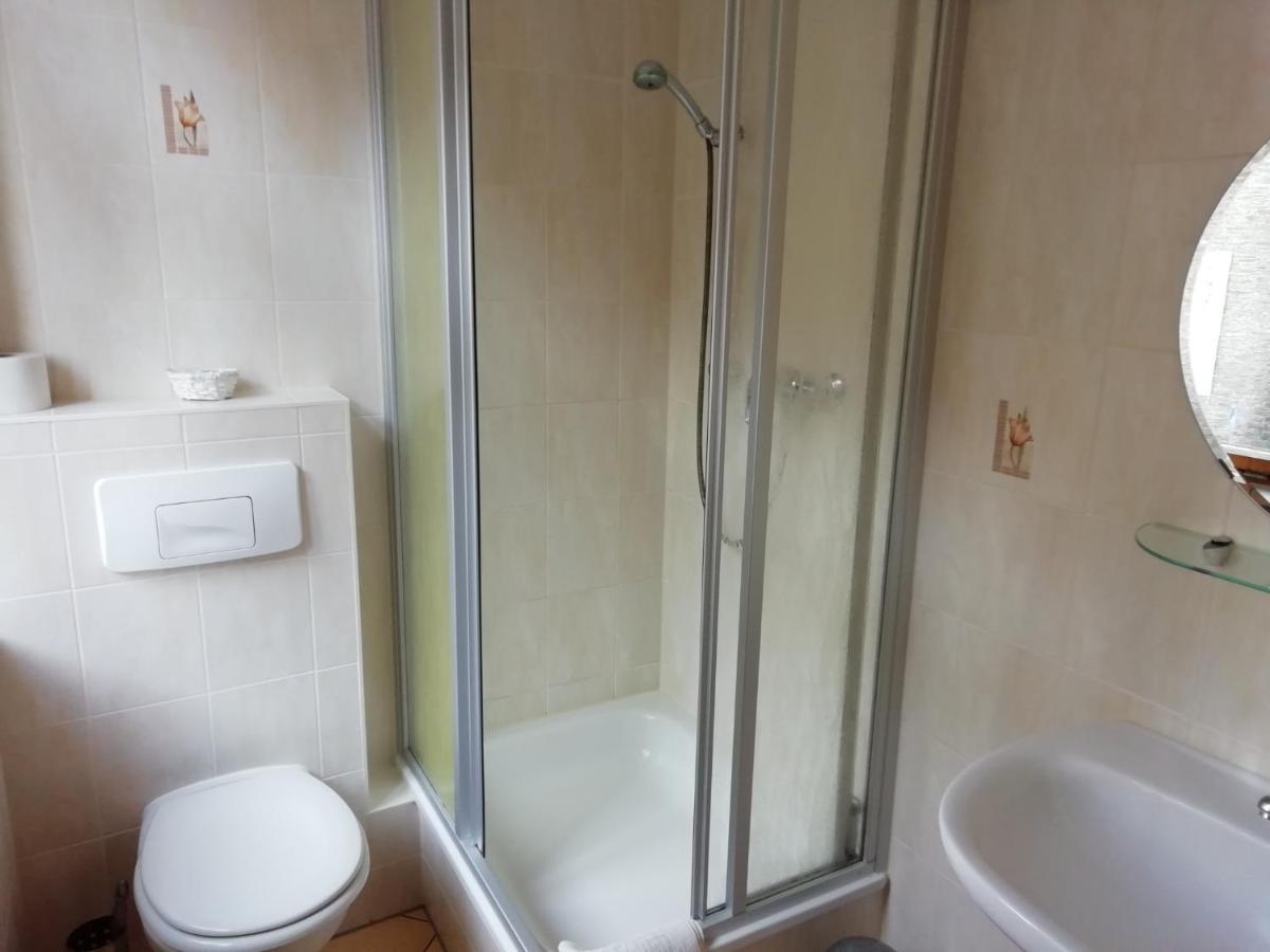 Doppelzimmer mit eigenem Bad