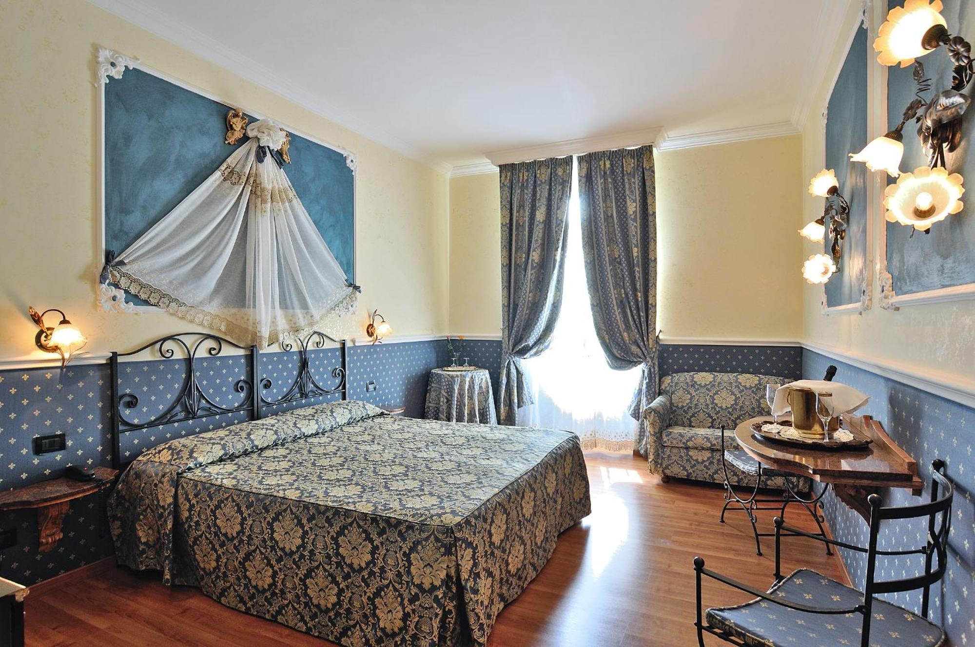 Dreibettzimmer