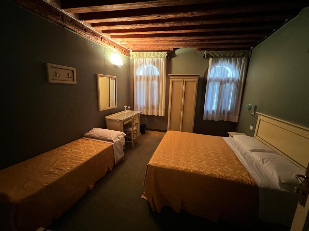 Triple Room,1599029006:JPEG
