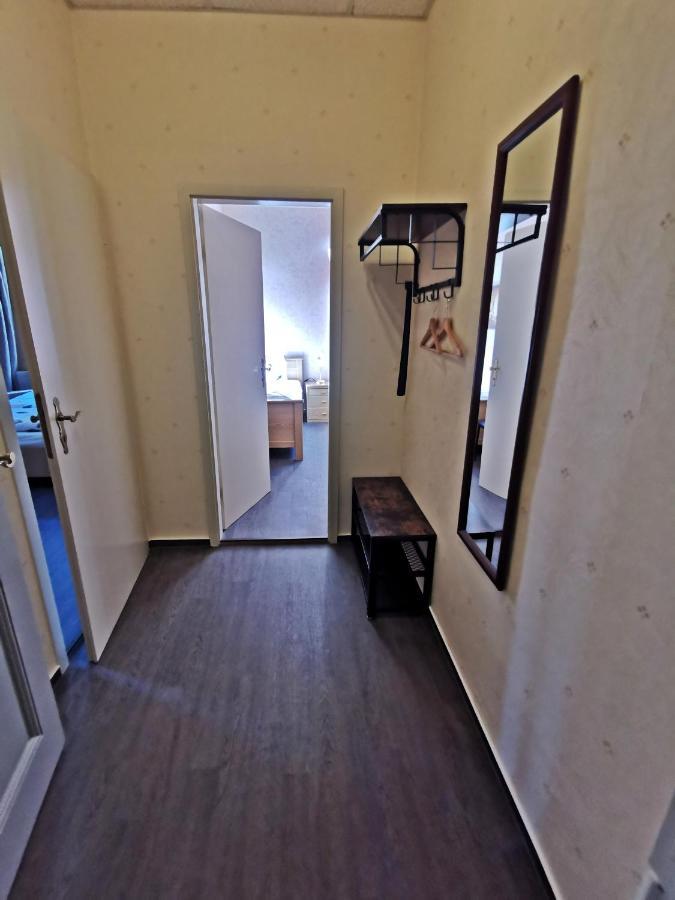 Family Room with Garden View,1233552947:JPEG