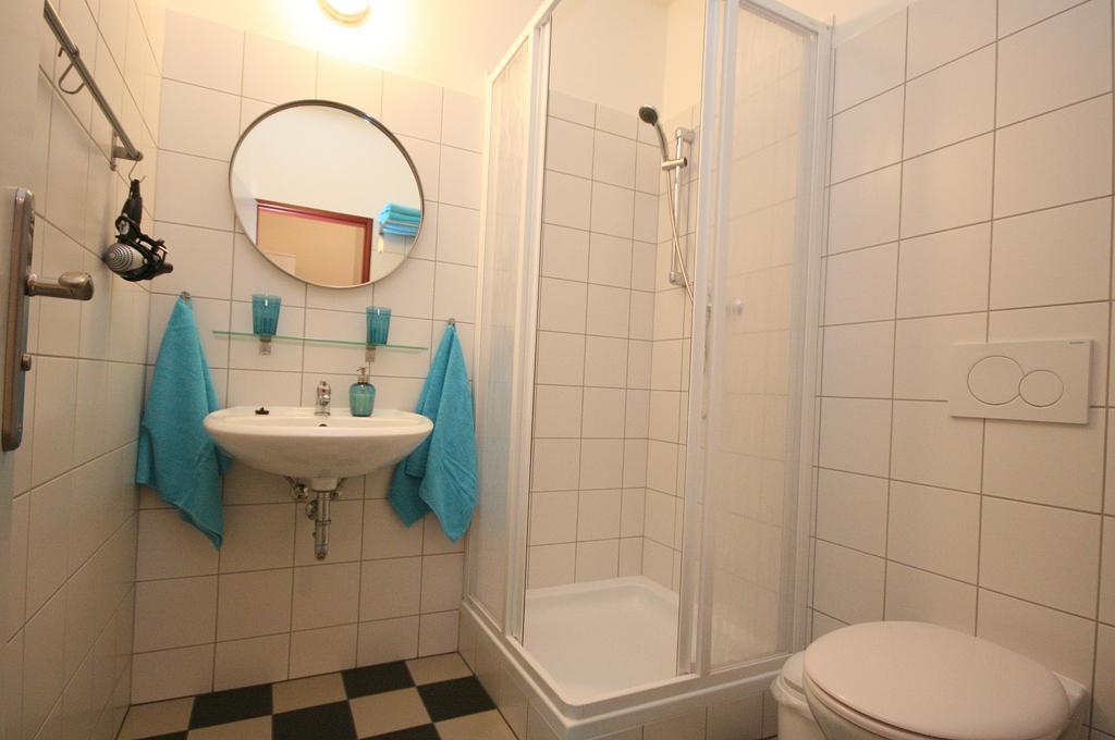 Zweibettzimmer