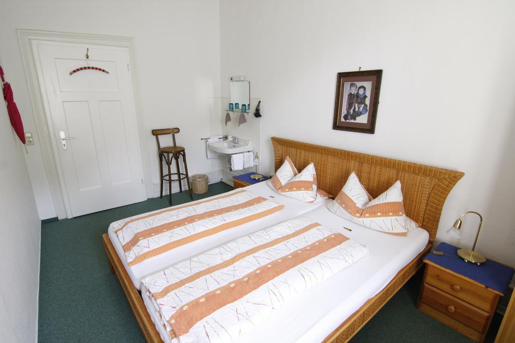 Double Room with Shared Bathroom,200985706:JPEG