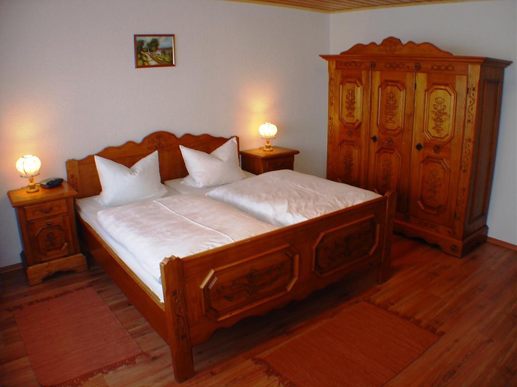 Doppelzimmer mit Balkon
