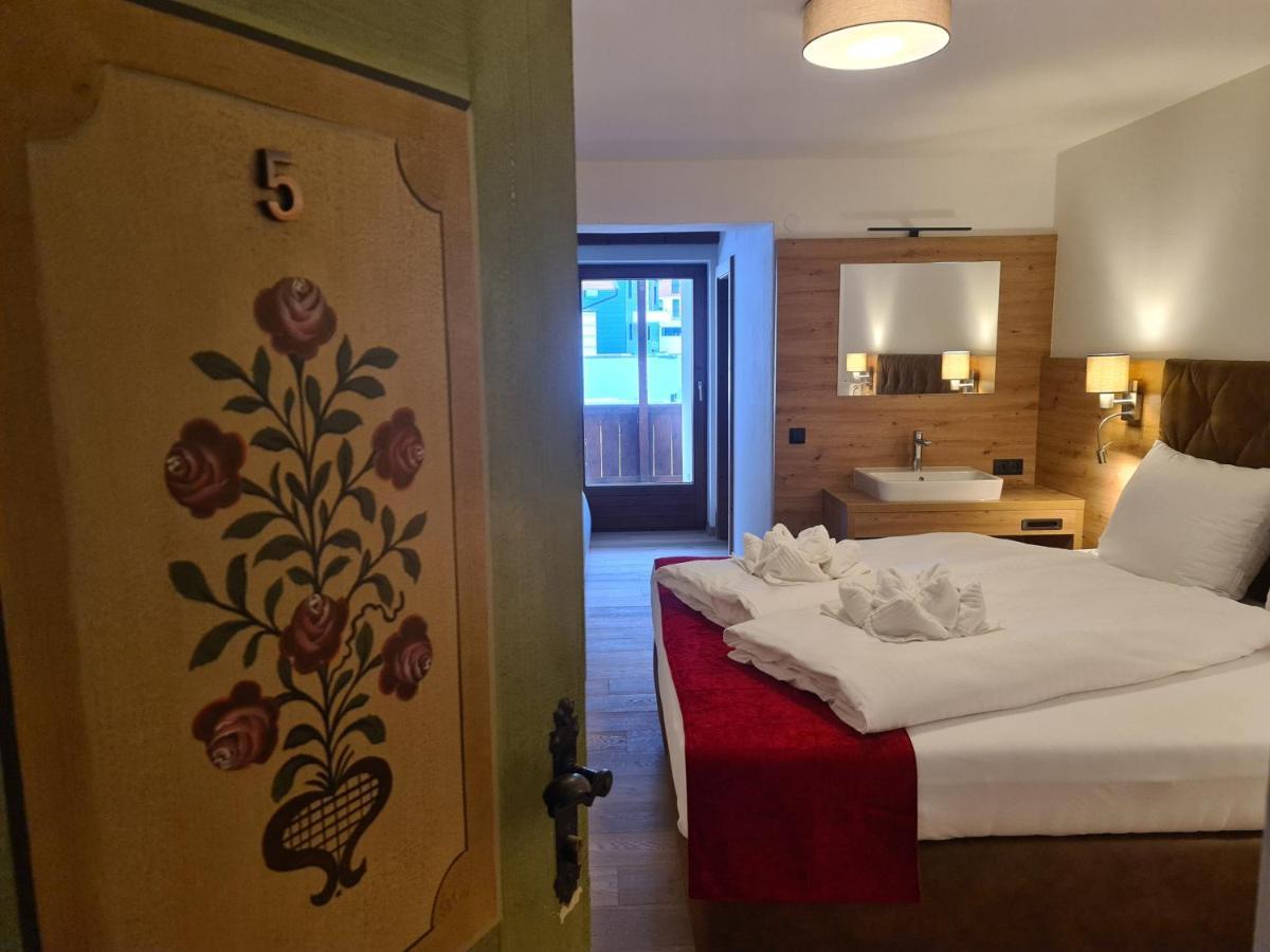 Double Room,1296965623:JPEG