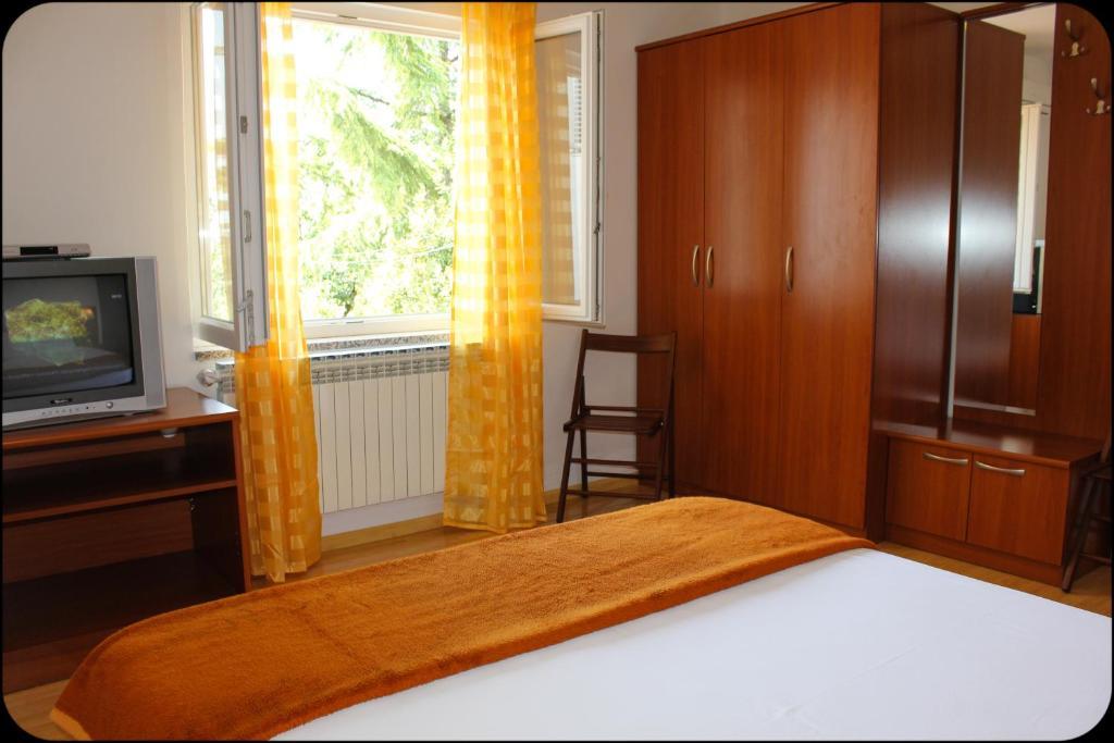 Double Room,699850210:JPEG