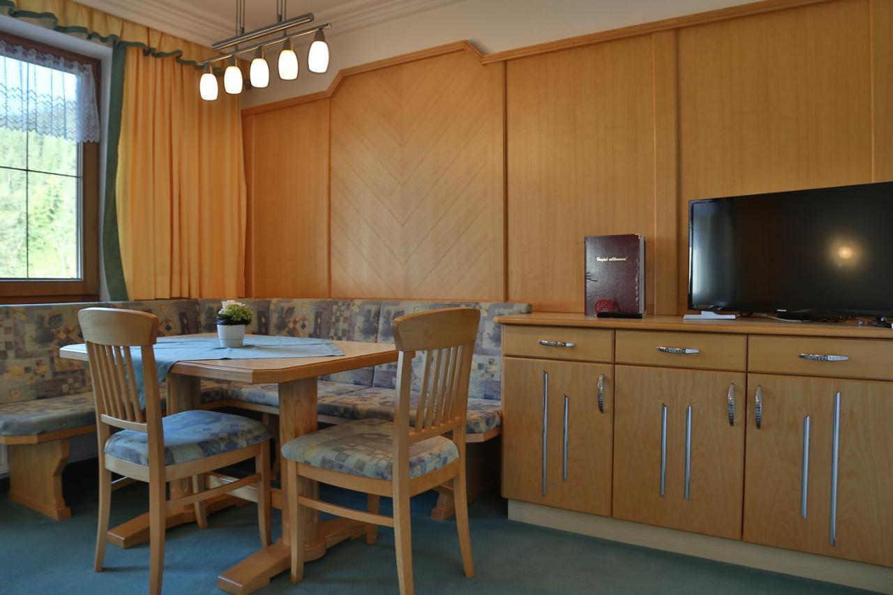 Two-Bedroom Apartment,1317782929:JPEG