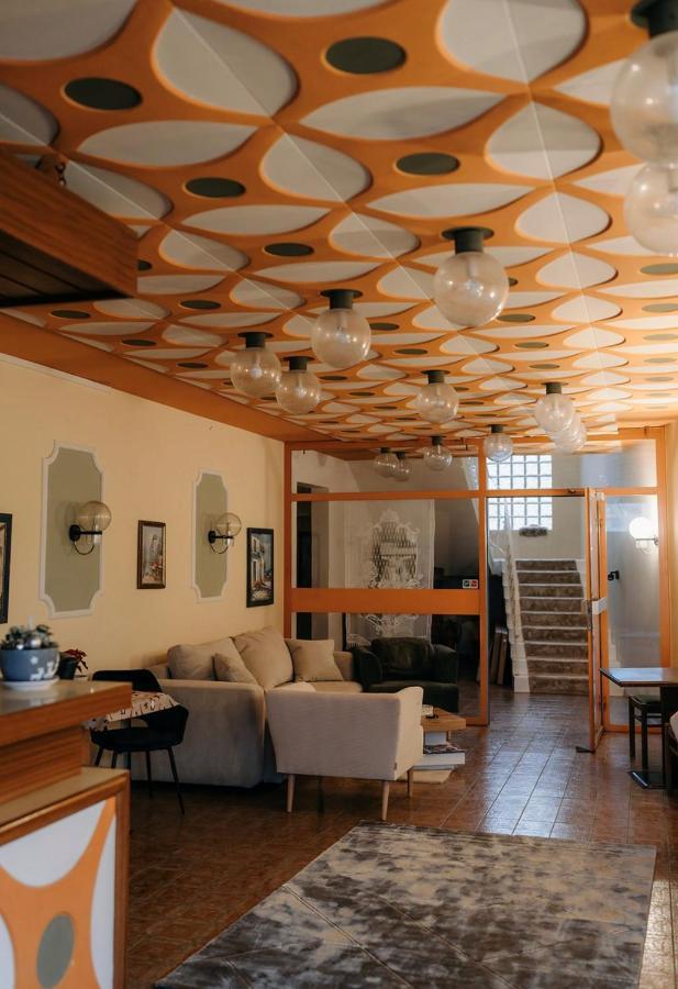 Doppelzimmer mit Balkon (2 Erwachsene + 1 Kind) 3
