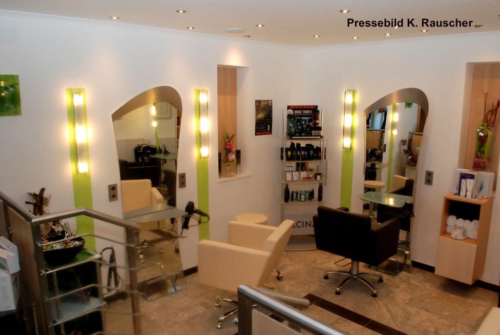 Single Room with Balcony,134225784:JPEG