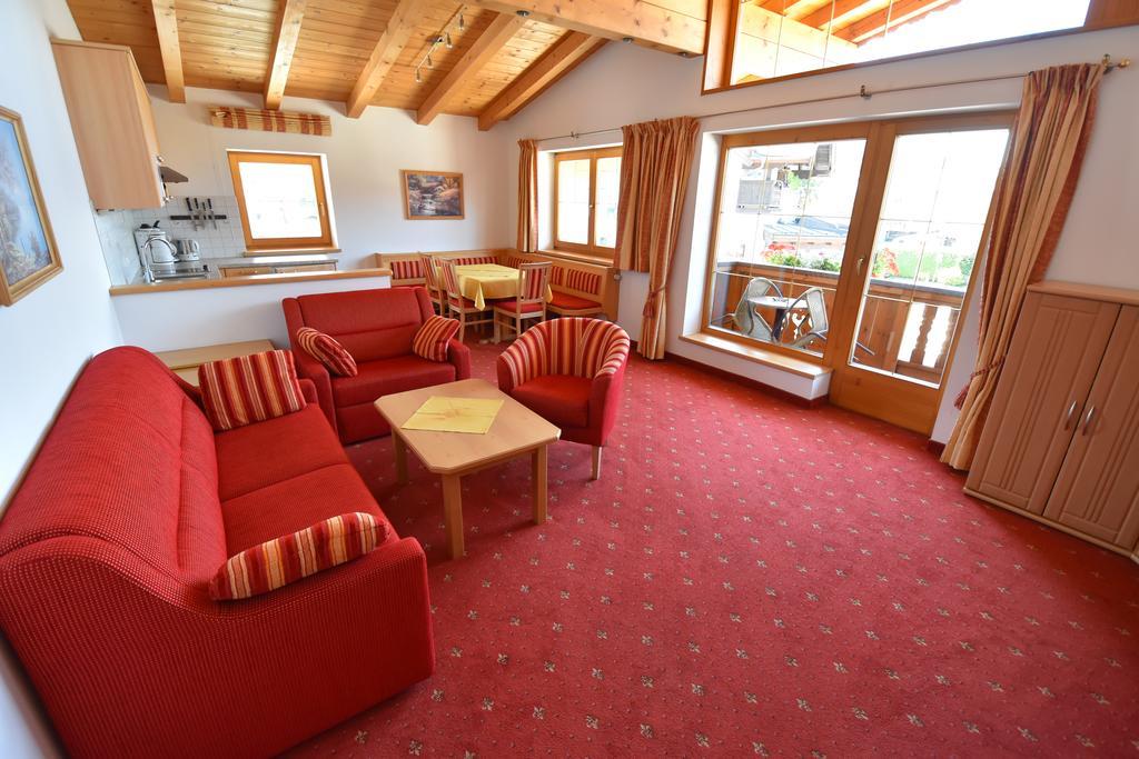 Apartment mit 2 Schlafzimmern und Balkon