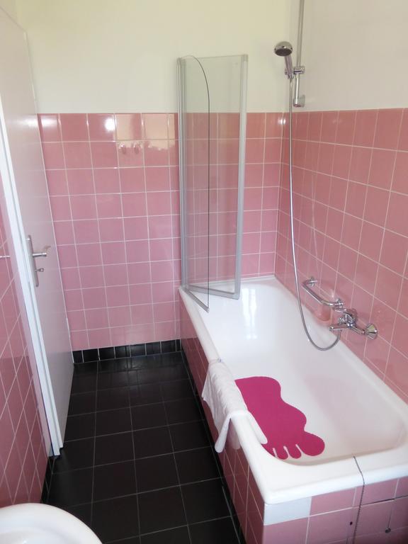 Doppelzimmer mit Balkon