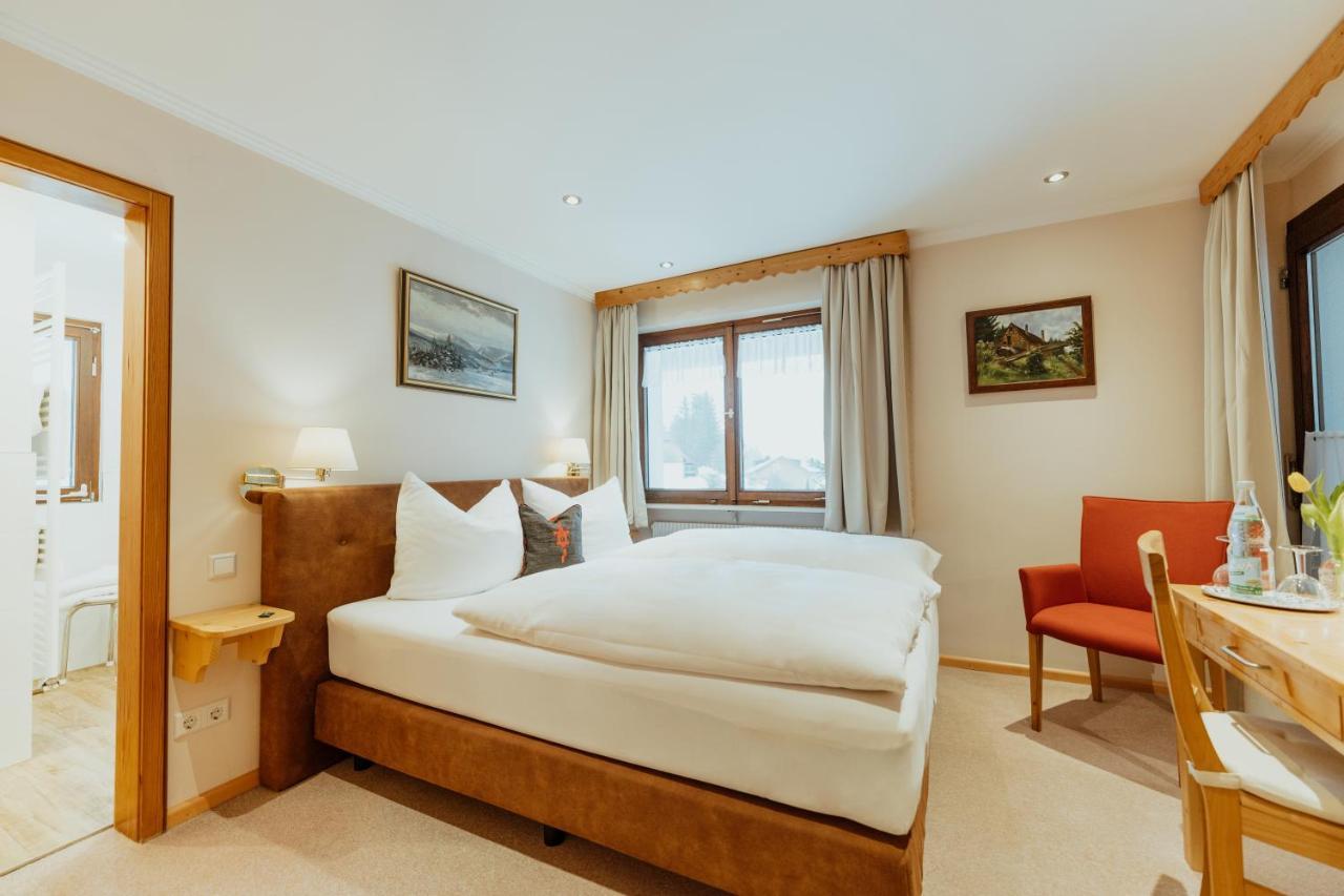 Standard Double Room,1499113924:JPEG