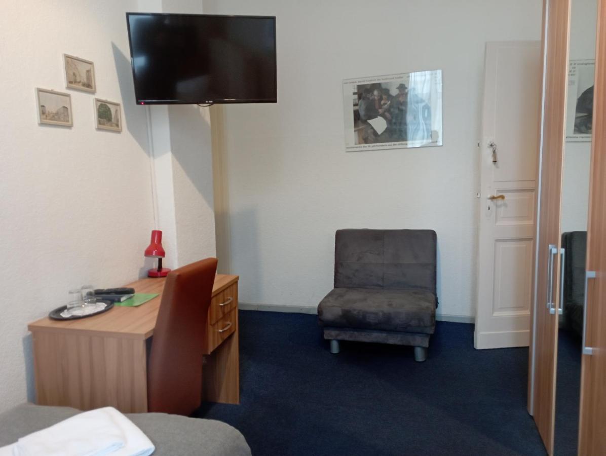 Double Room,1498482736:JPEG