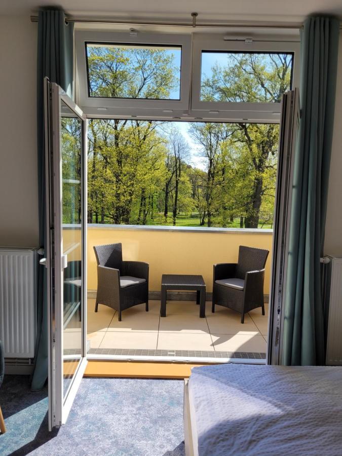 Doppelzimmer mit Balkon