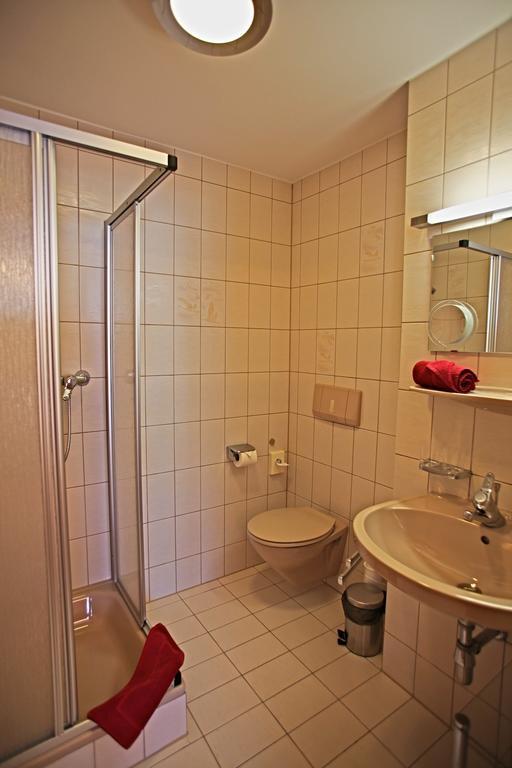 Dreibettzimmer