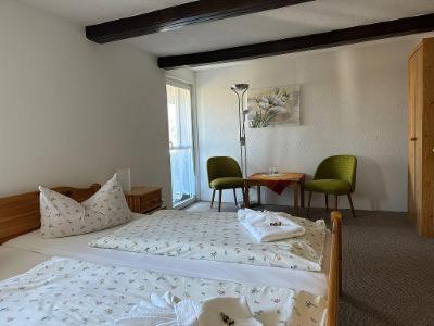 Double Room,1416325338:JPEG