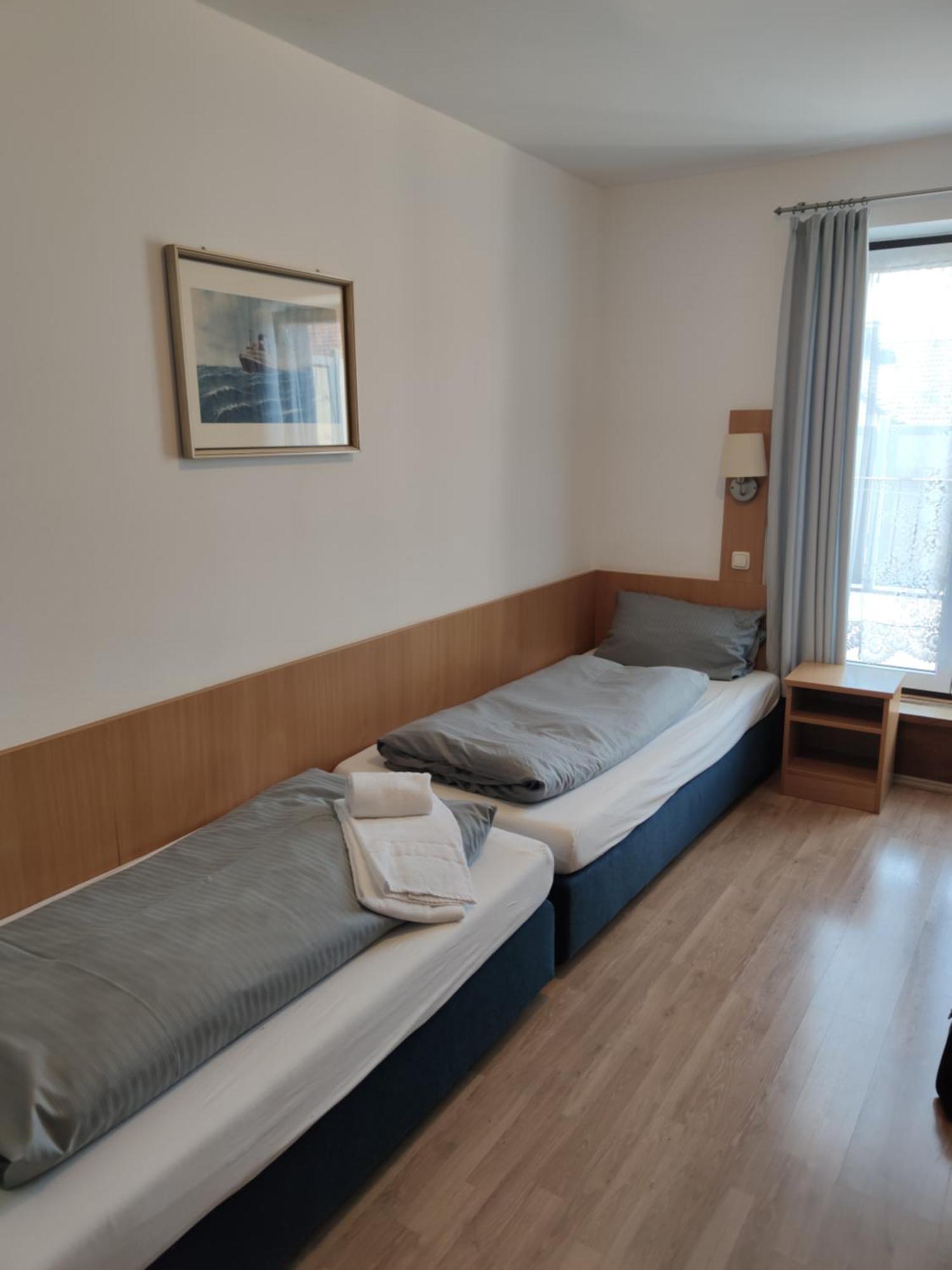 Standard Zweibettzimmer mit Gemeinschaftsbad