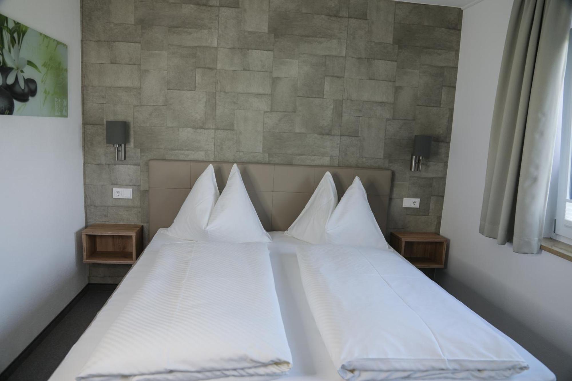 Standard Double Room,664206150:JPEG