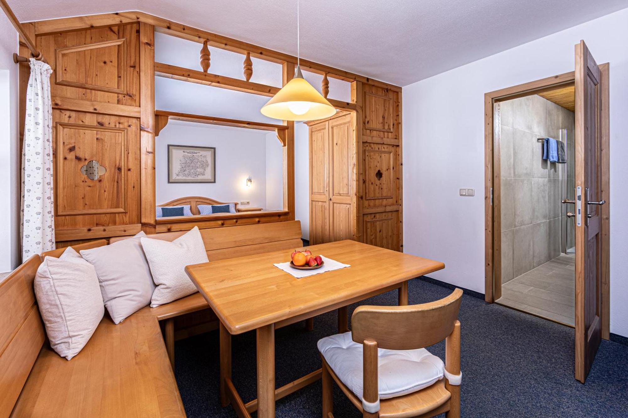 Double Room with Balcony,1502508418:JPEG