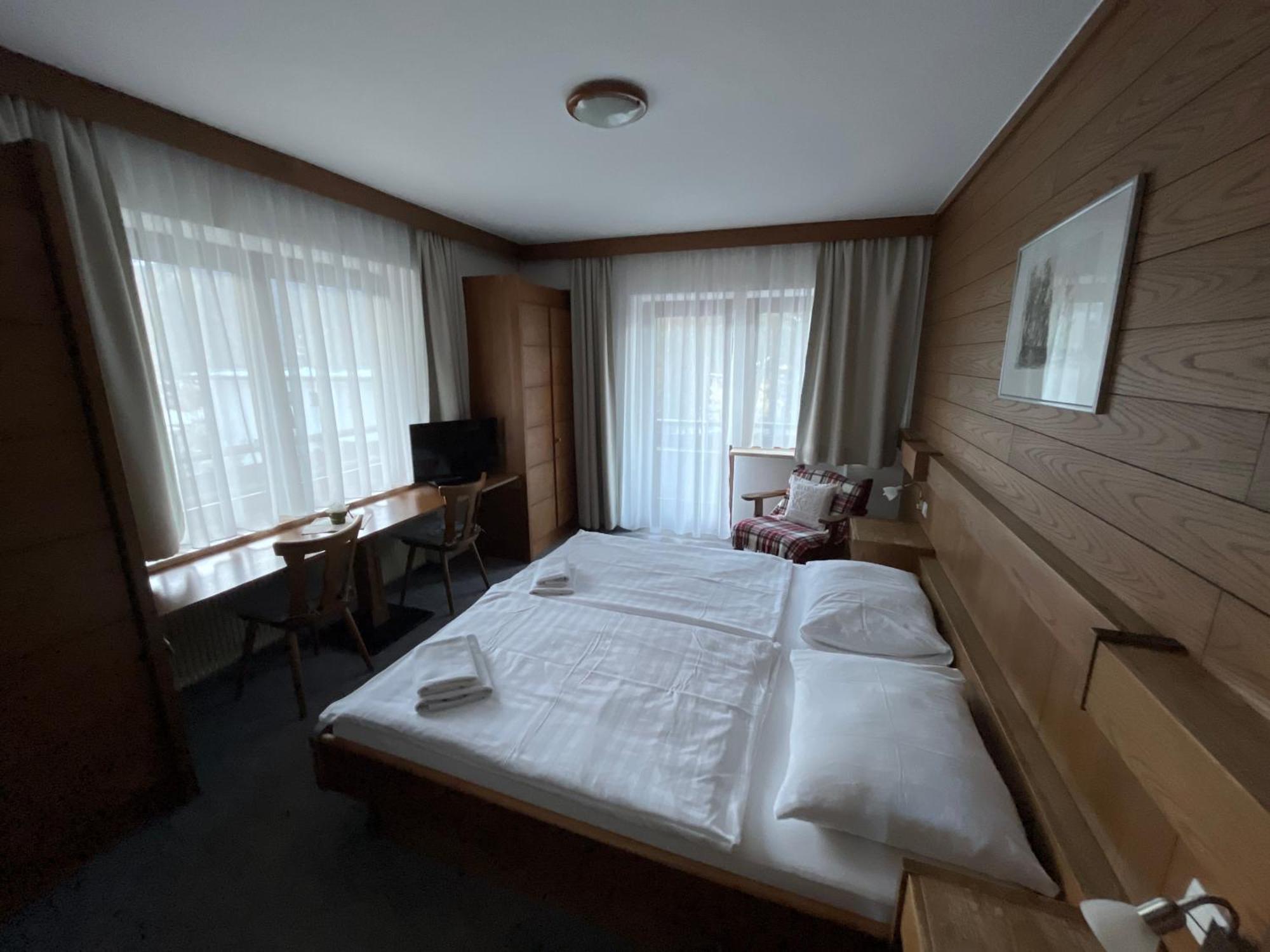 Doppelzimmer mit eigenem Bad