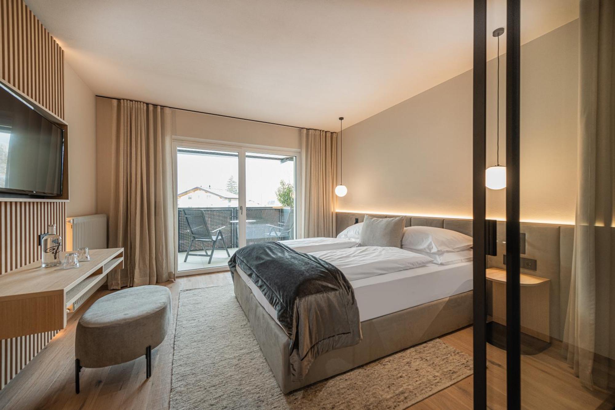 Suite mit Poolblick
