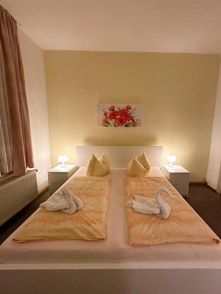 Double Room,1416350412:JPEG