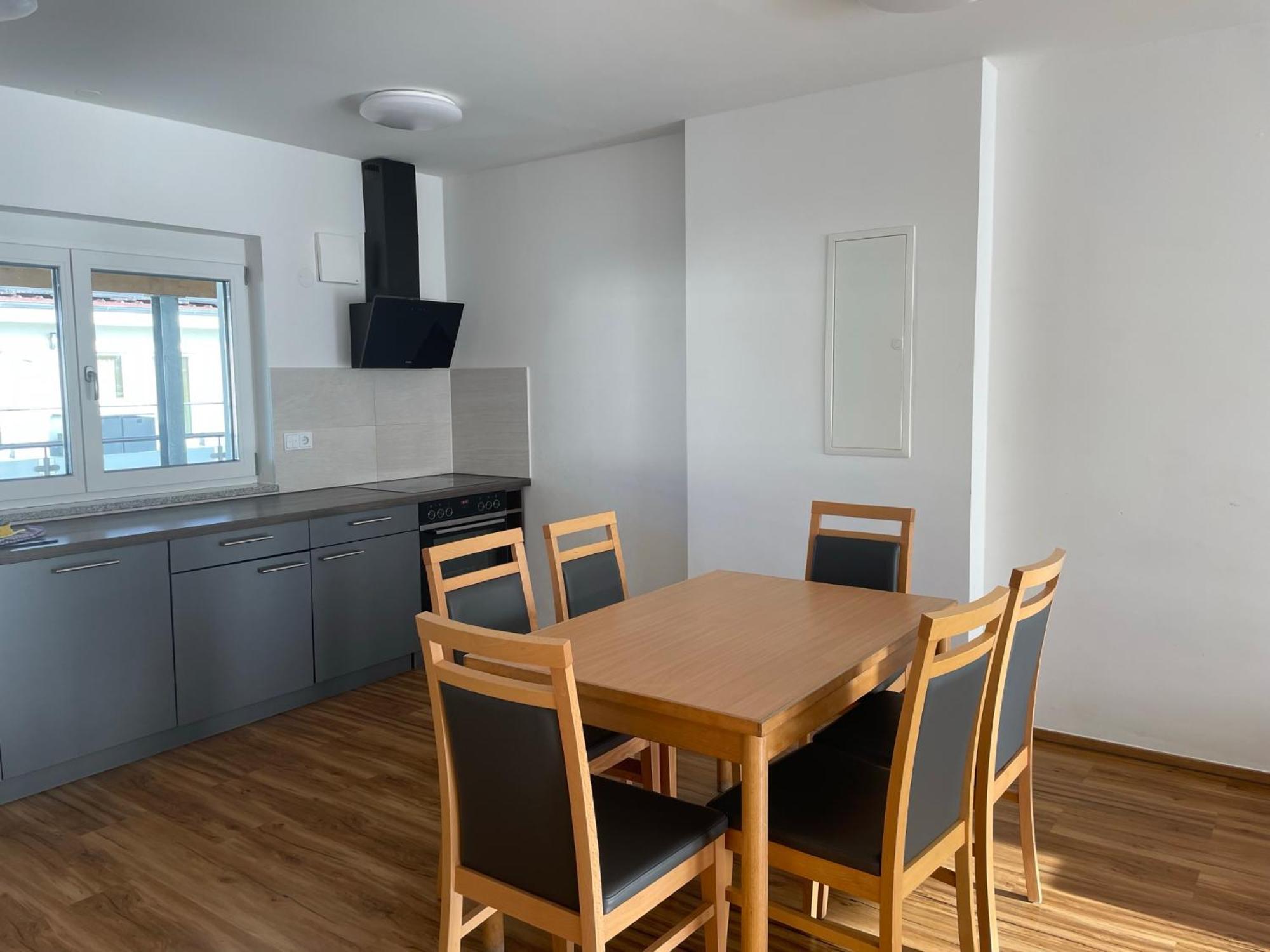 Apartment,1541372875:JPEG
