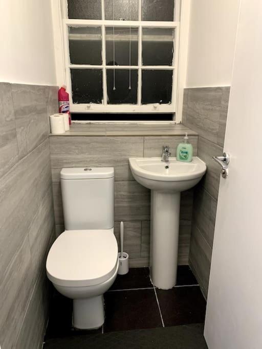 Double Room with Shared Bathroom,1582530359:JPEG