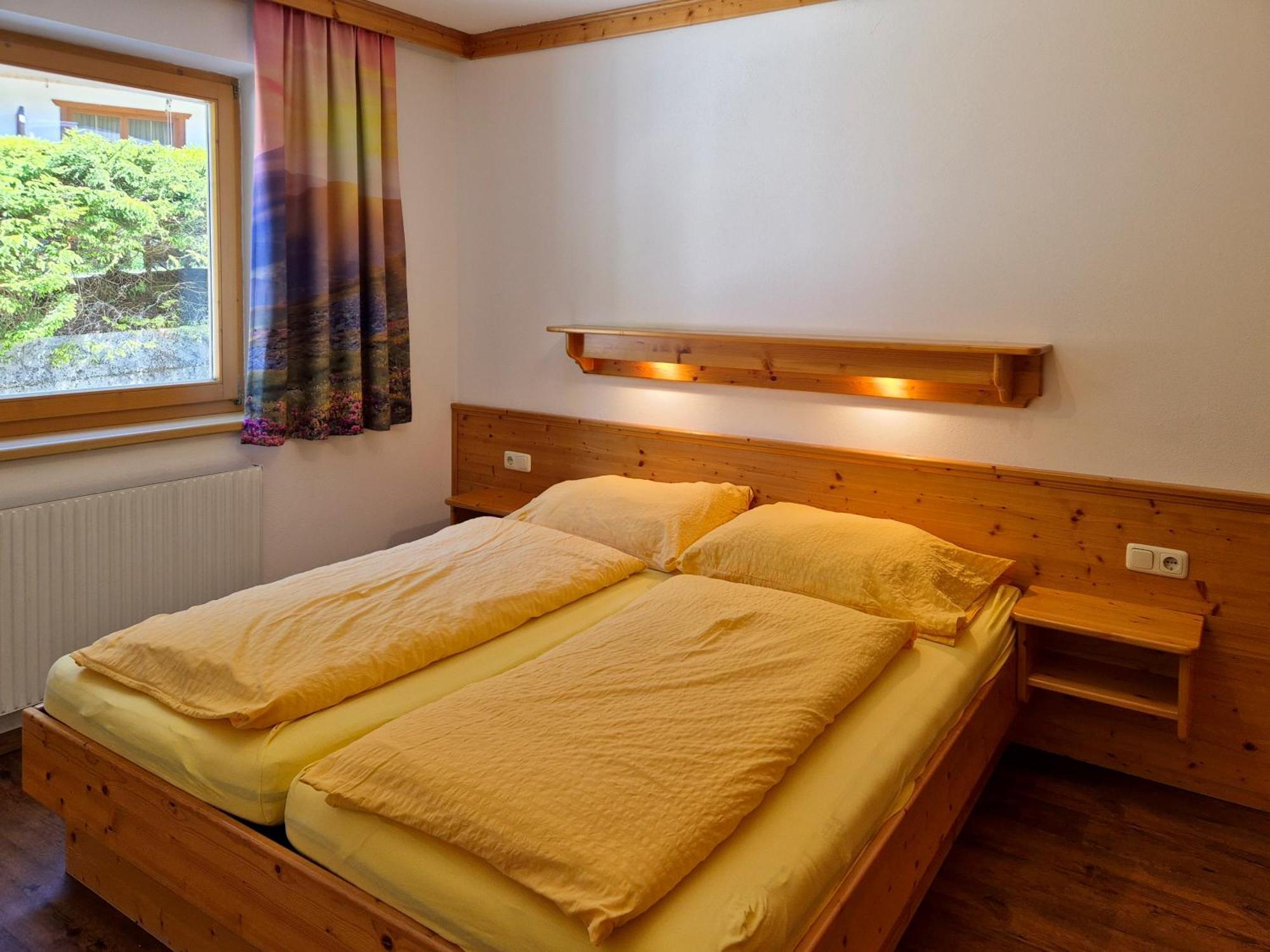 Large Double Room Balcony,1592066336:JPEG