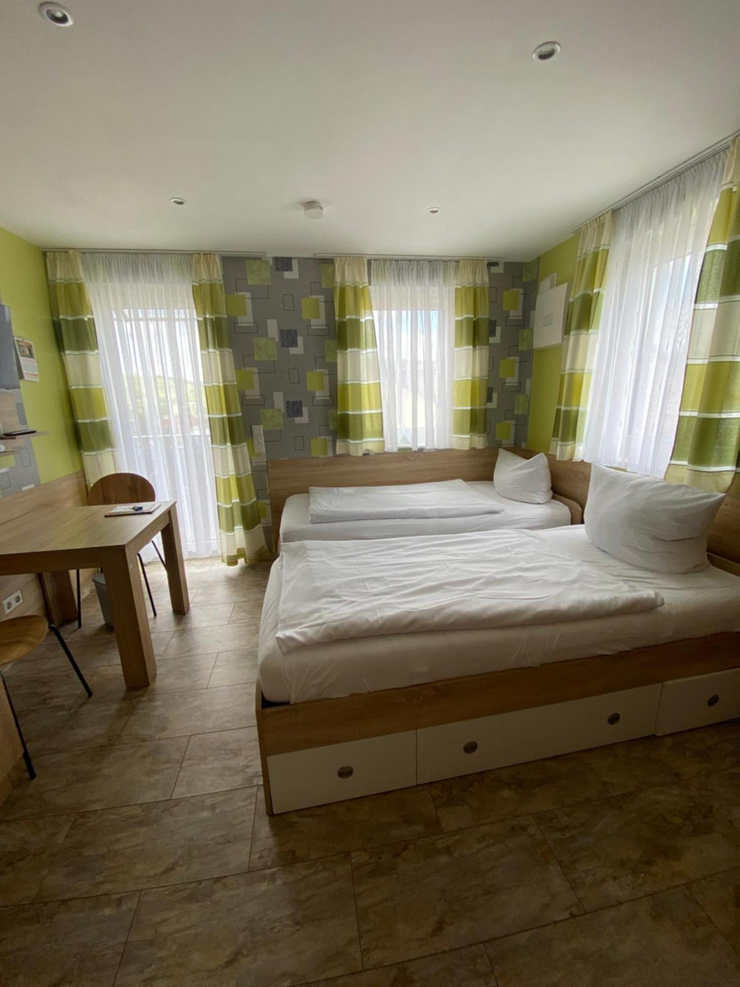 Double Room,1595155037:JPEG