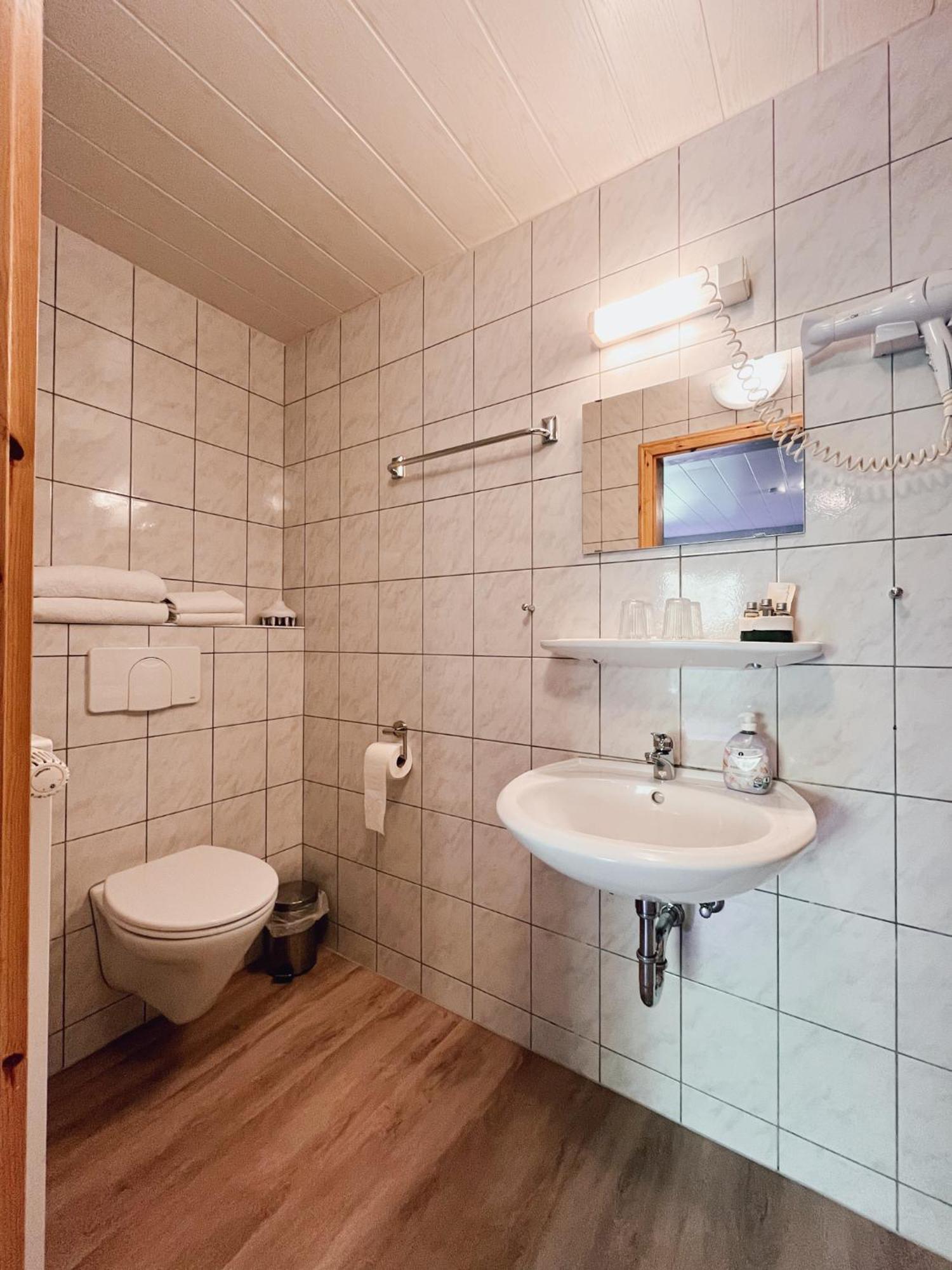 Double Room,1600228656:JPEG