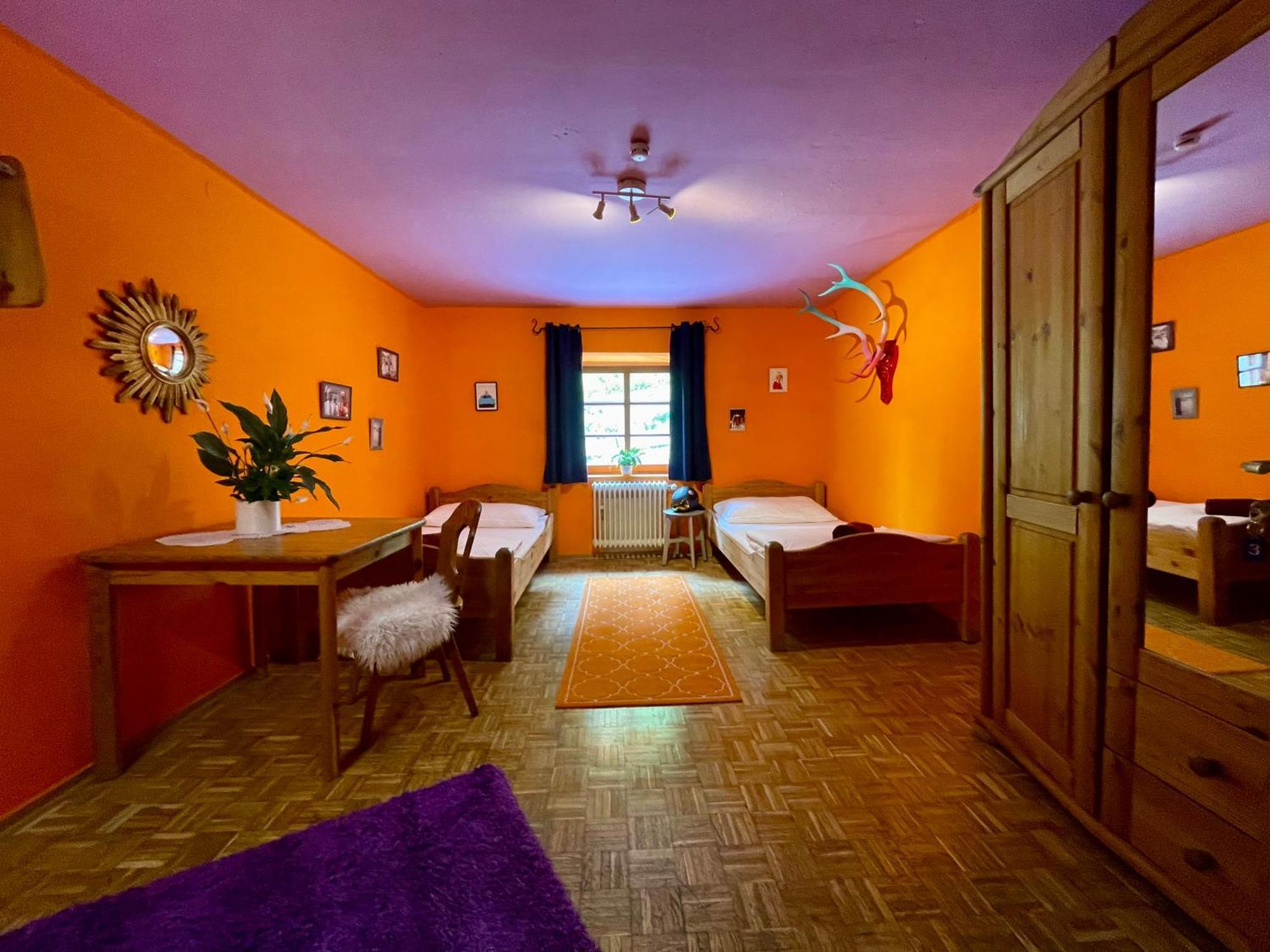 Doppelzimmer mit Gemeinschaftsbad