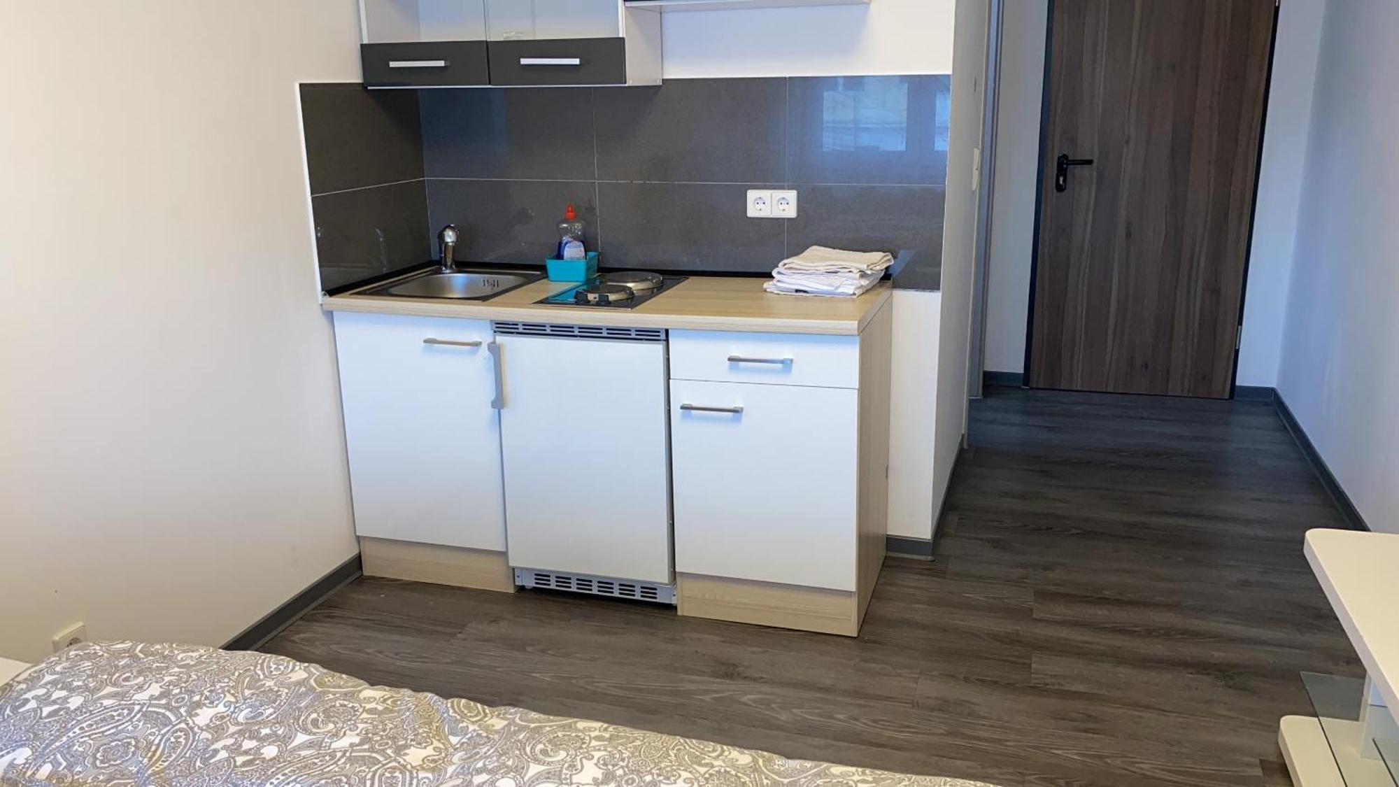 Single Room with Private Bathroom,1623726782:JPEG