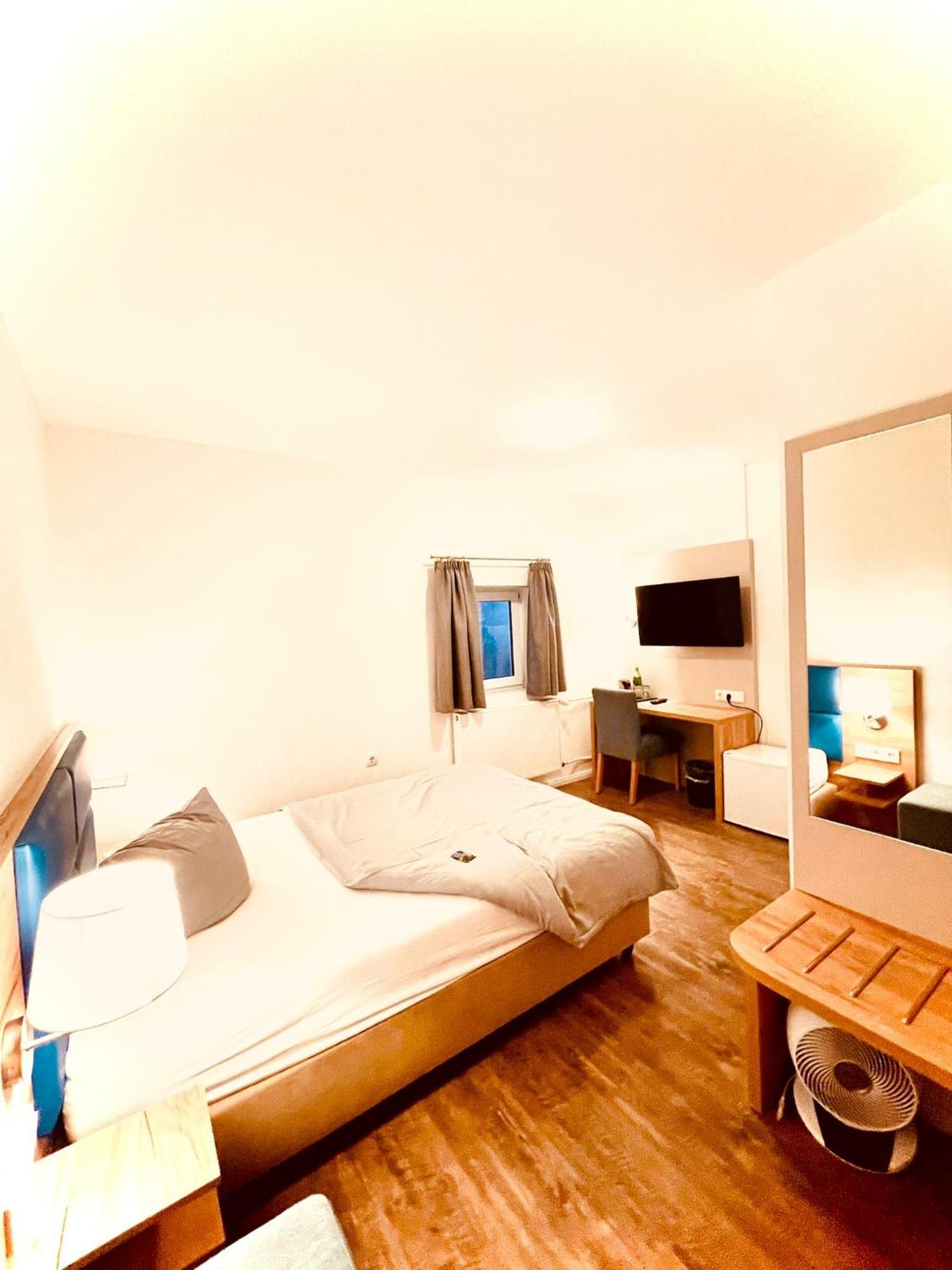 Standard Single Room,1643770641:JPEG