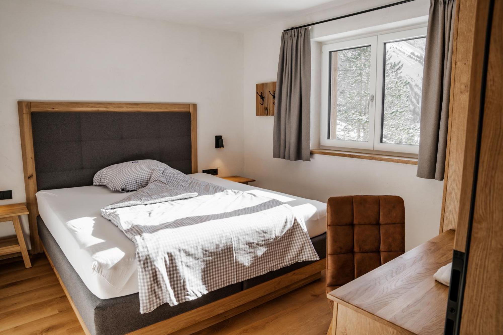 Two-Bedroom Chalet,1645042924:JPEG
