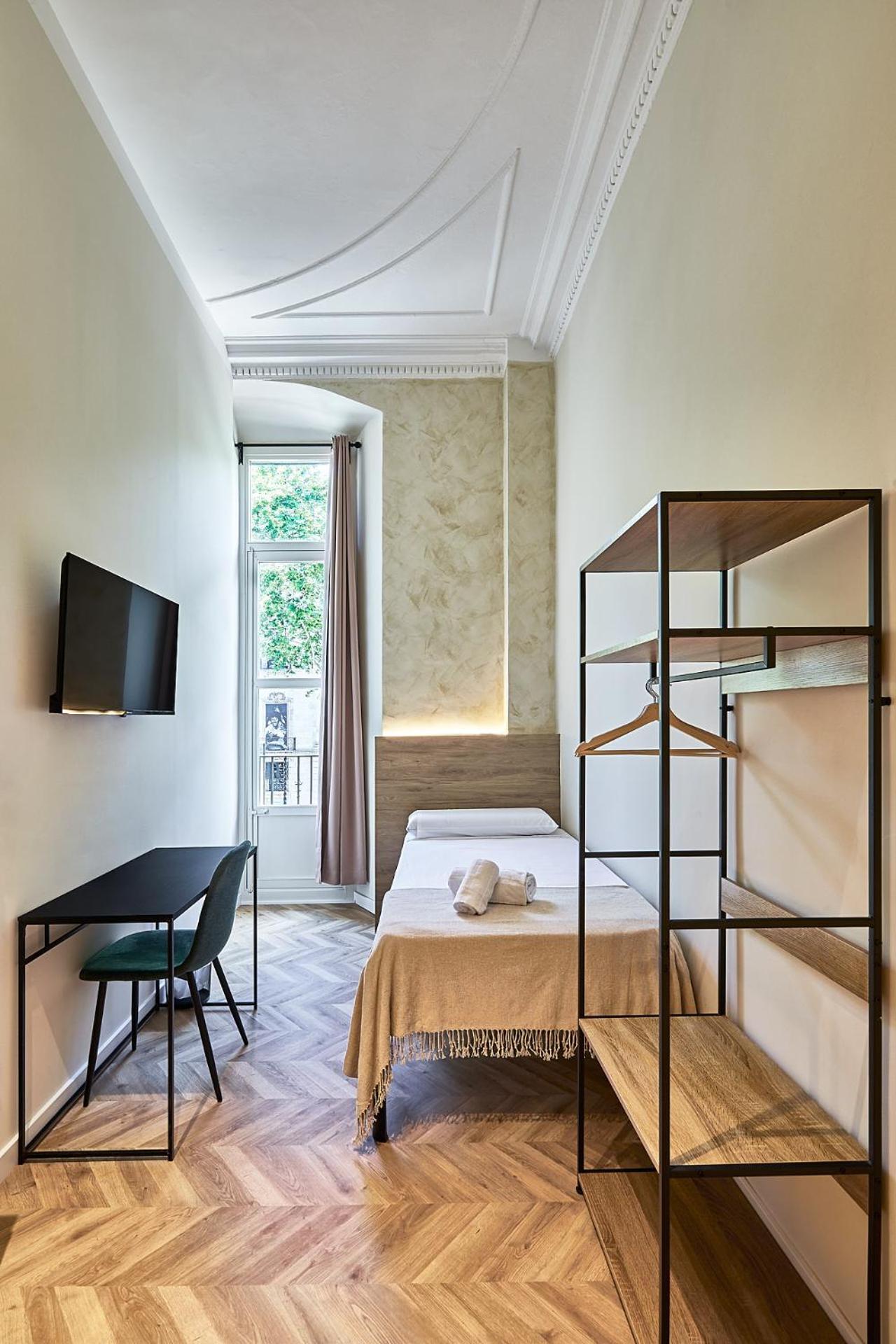Single Room Shower,1672617475:JPEG