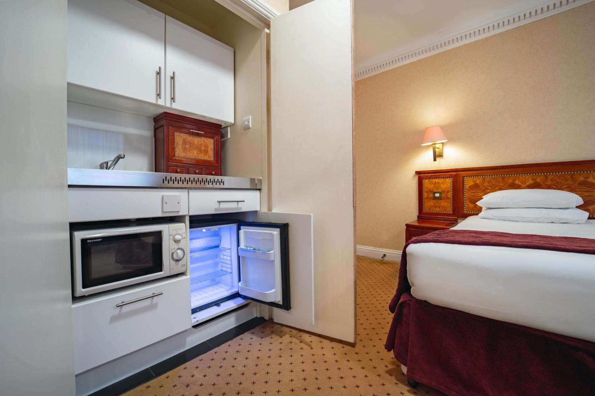 Executive Room,1676734569:JPEG