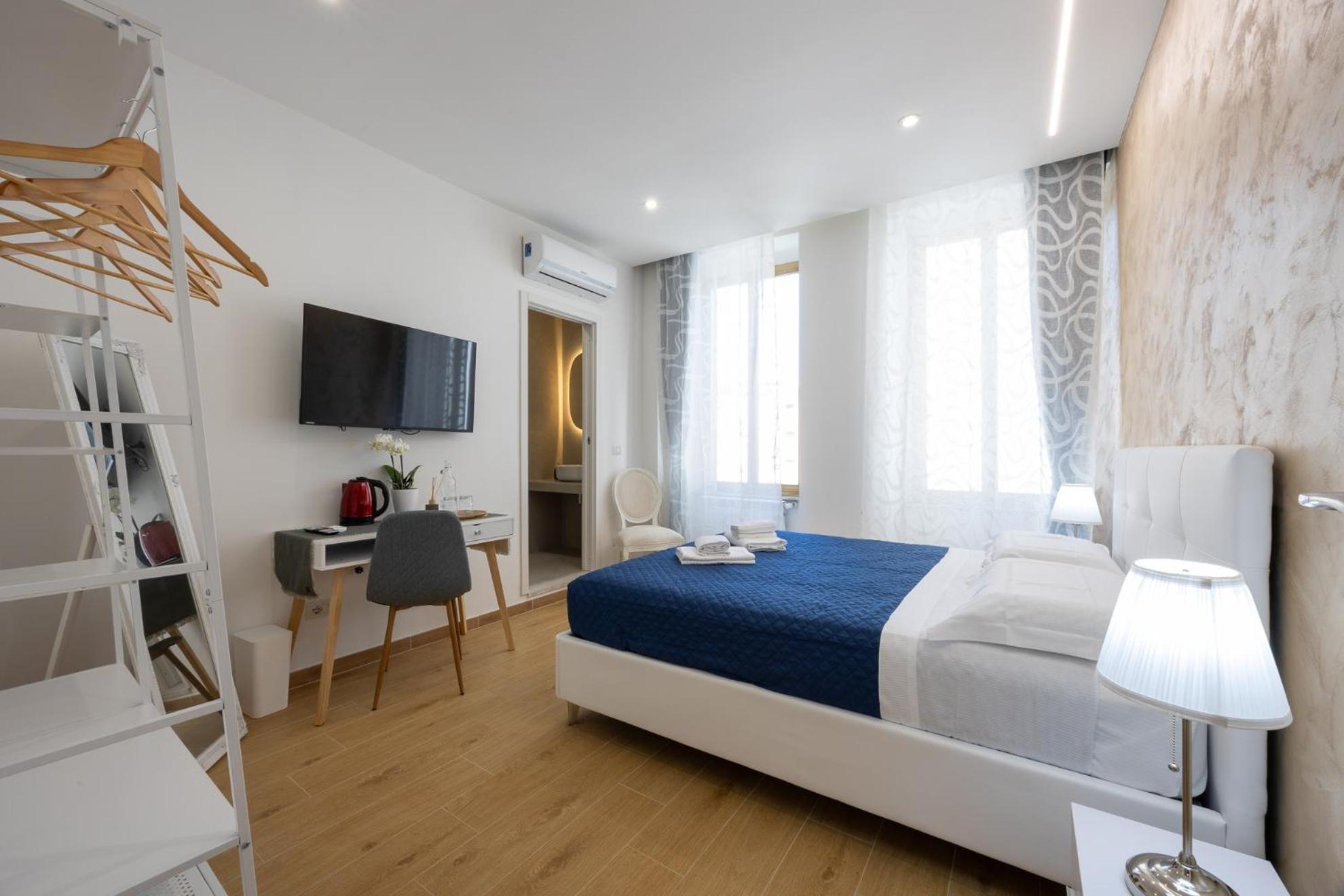 Zimmer mit Queensize-Bett