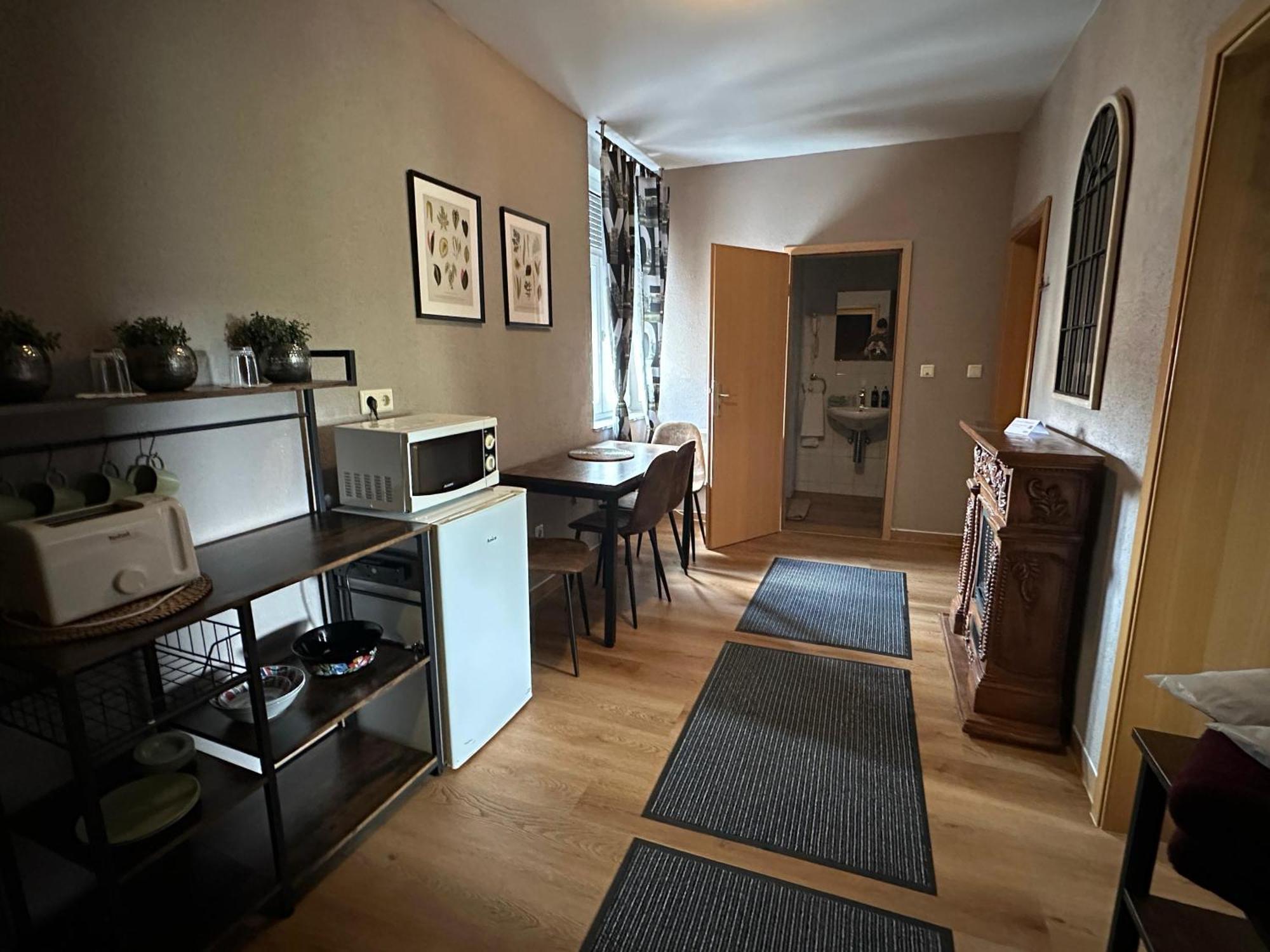 Two-Bedroom Apartment,1743395248:JPEG